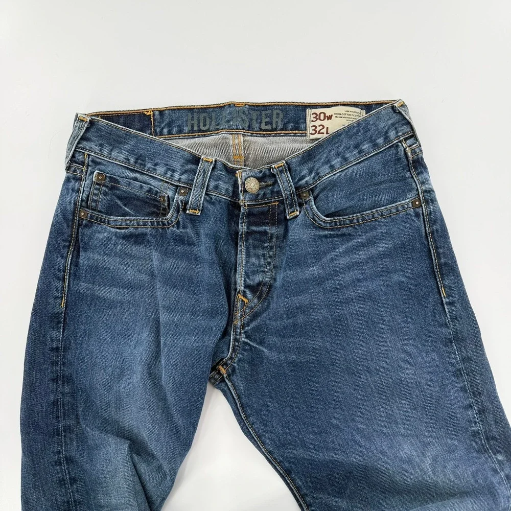 Hollister Jeans Straight Leg Button Fly Y2K Men 30x32 Blue Medium Wash Denim GUC